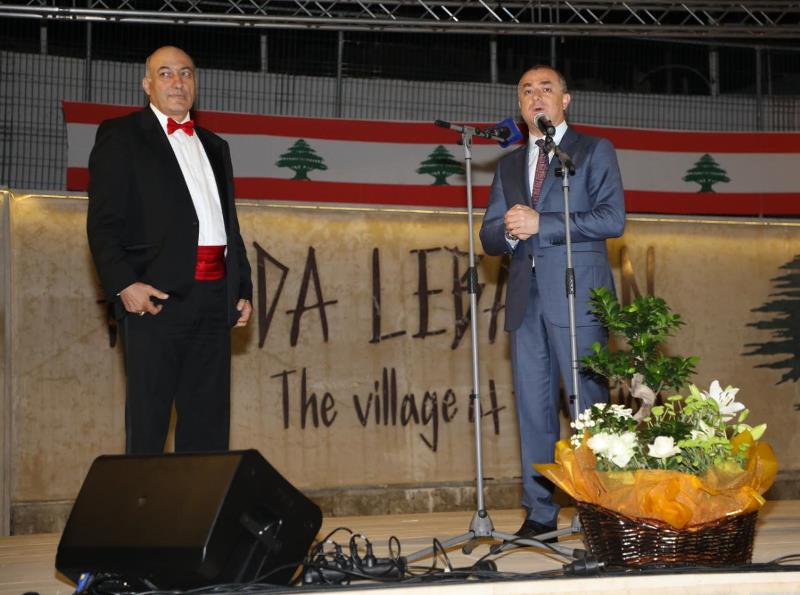Photos